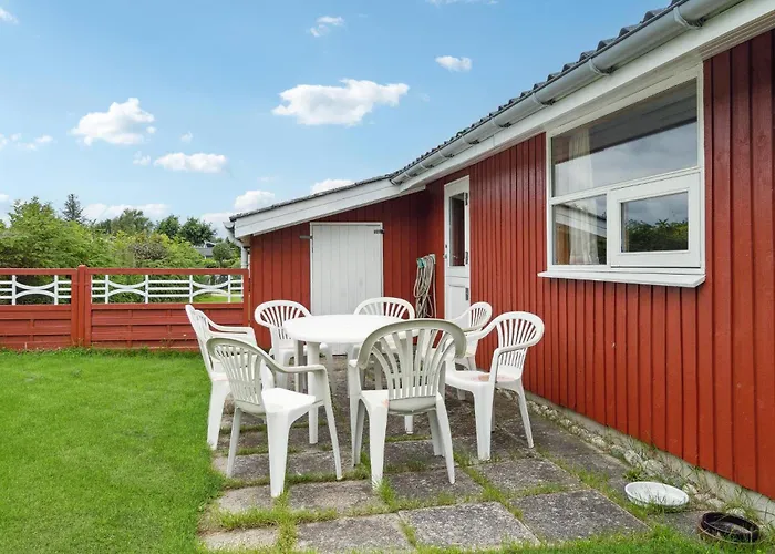 Haslevgarde Bakker Xii Hadsund